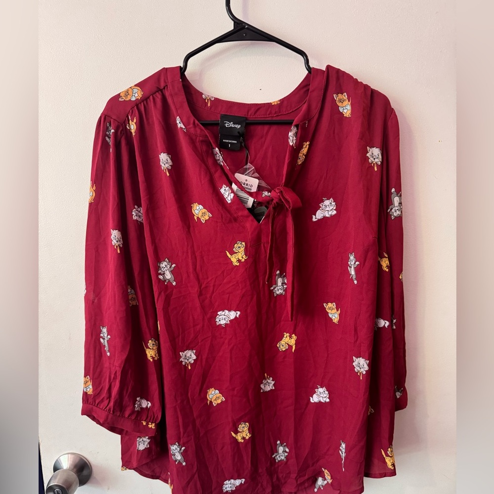 TORRID DISNEY CATS PEASANT BLOUSE - RED size 1 new with tags Marie